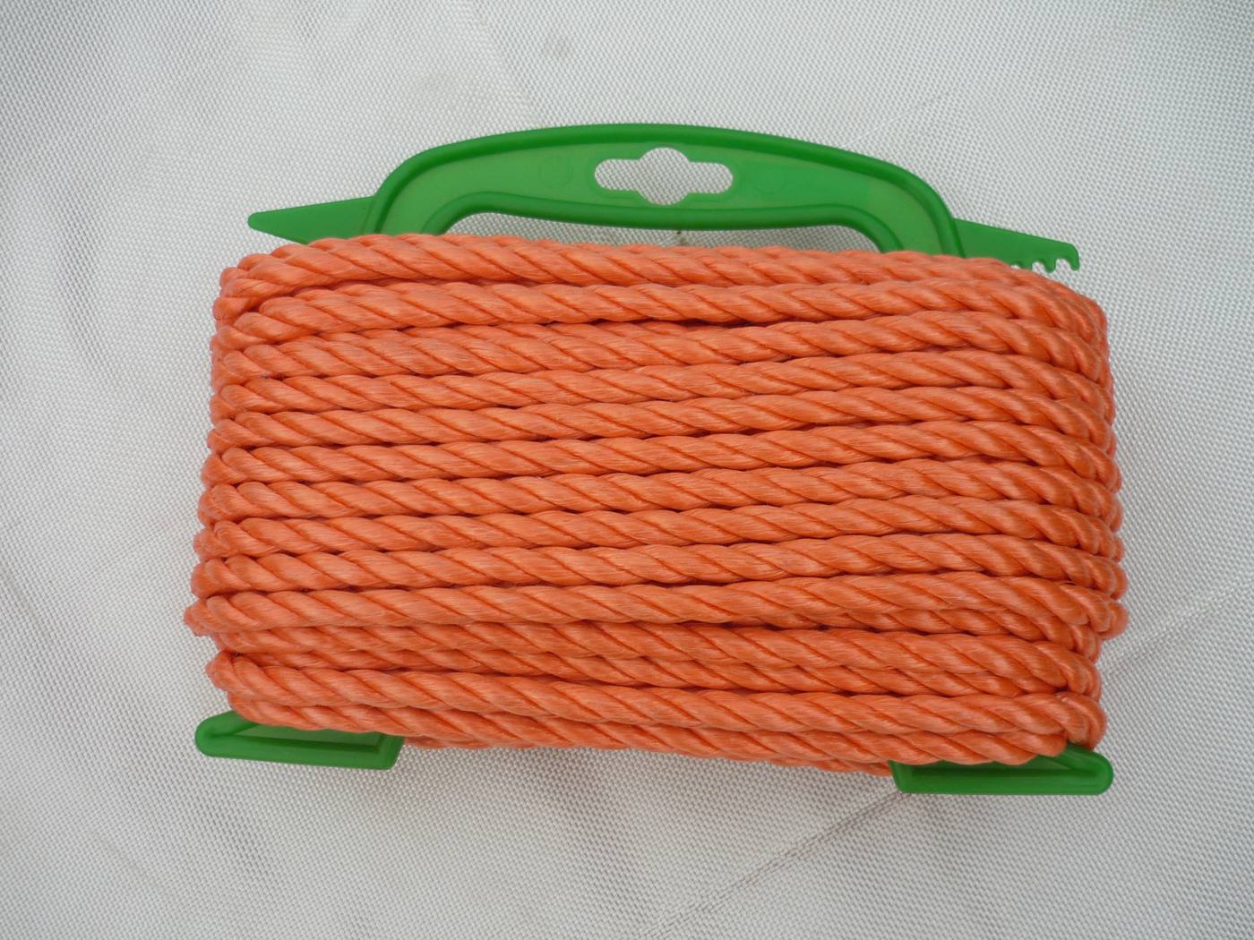 Blue and orange polypropylene 3-strand twisted rope spools